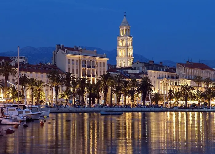 Luxury Accommodation Marino