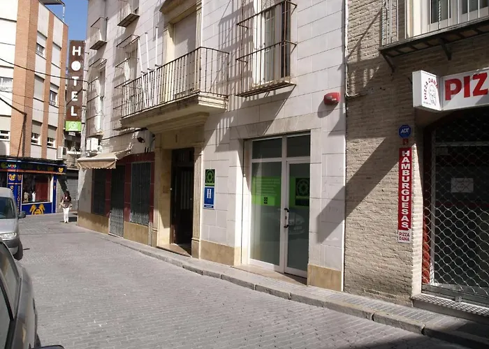 Hotel Al-Yussana Lucena