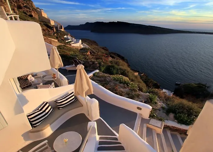 Finesse Suites Oia 