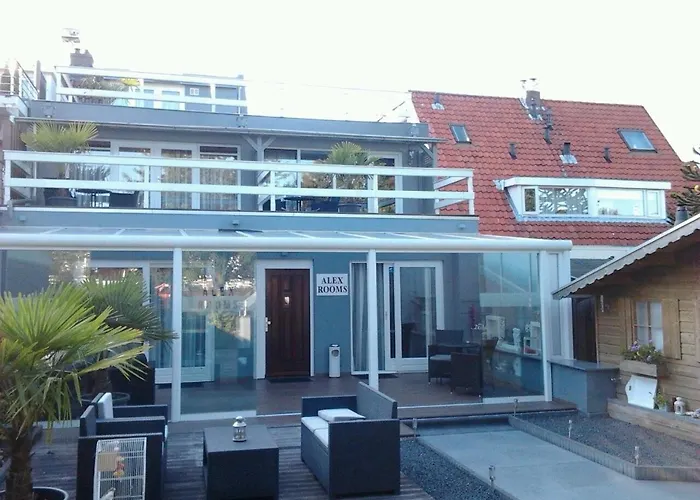 Alex Rooms