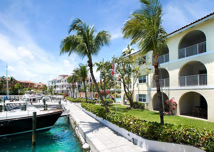 Paradise Harbour Club & Marina Nassau