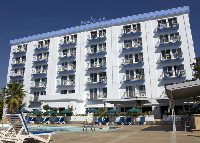 Blue Crane Hotel Apts Limasol