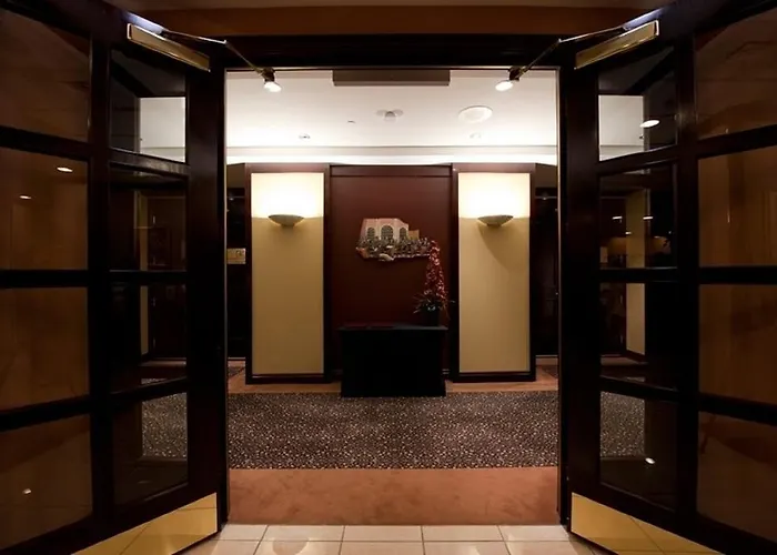 Capital Hill Hotel & Suites