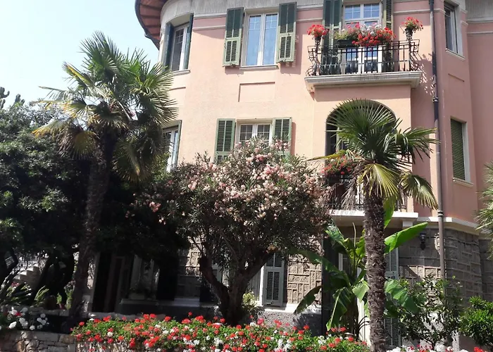 Hotel La Scogliera