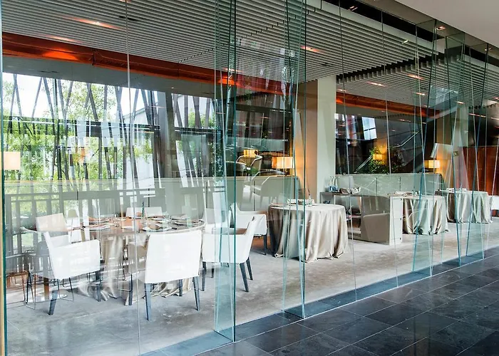 La Mola Hotel & Conference Center