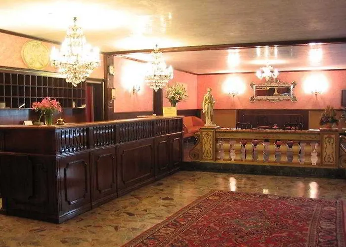 Hotel Palace