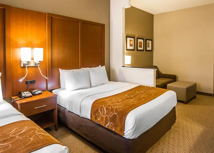 Comfort Suites Marshall
