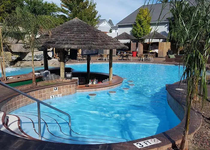 Commodore Resort Put-in-Bay