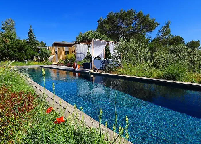 Bien Loin d'Ici Spa B&B Nîmes