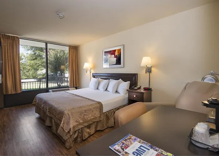 Markham House Suites Little Rock Medical Center