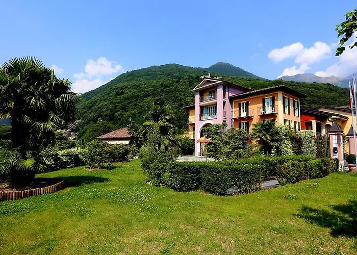Aquazzurra Resort & Aparthotel Cannobio