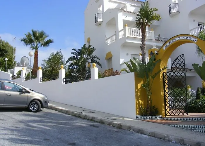 Apartment In Nerja Mlaga 102180