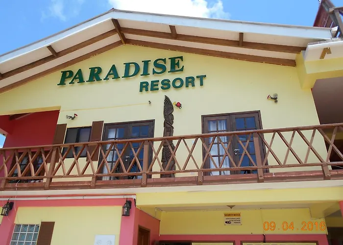 Placencia Hotels
