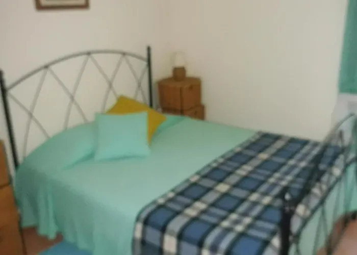 Casa de Hóspedes Celeste by Portugalferias Odeceixe