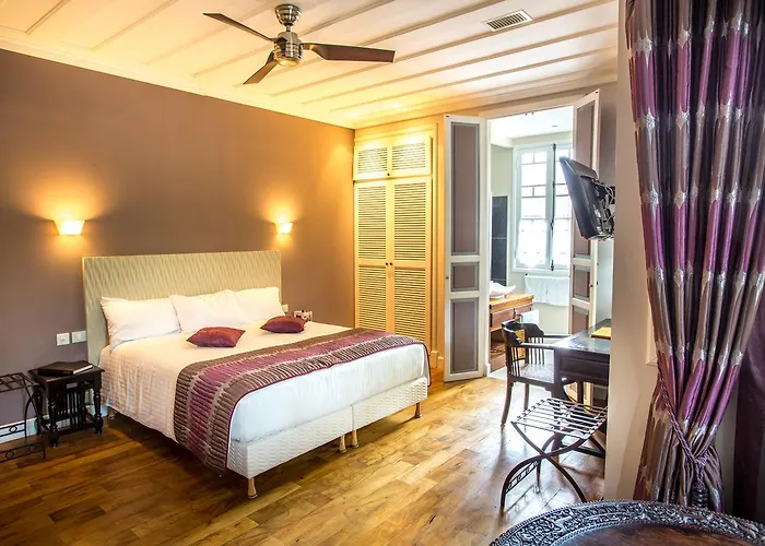 Villa Angelique - Hotel Classe Monument Historique Saint-Denis