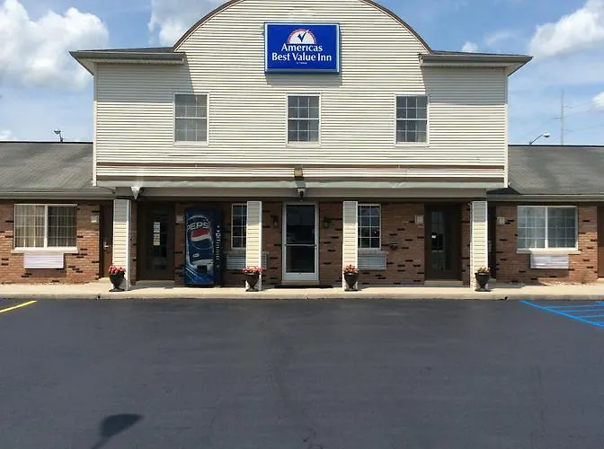 Decatur Hotels