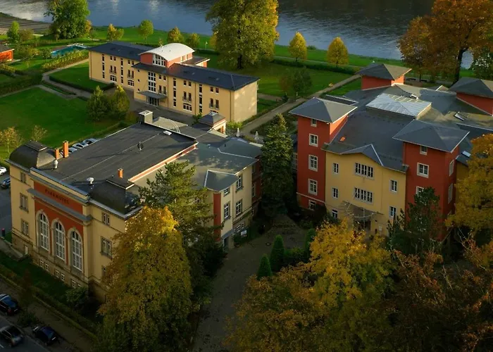 Parkhotel Bad Schandau - direkt an der Elbe