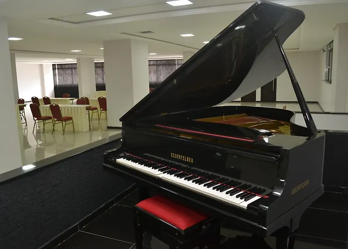 Hotel Mansiones Blumenau