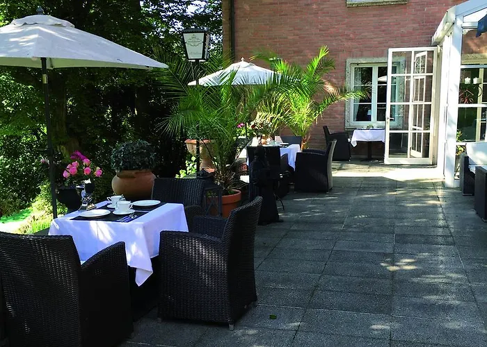 Hotel B&B Bredl In Der Villa Ballestrem Straubing