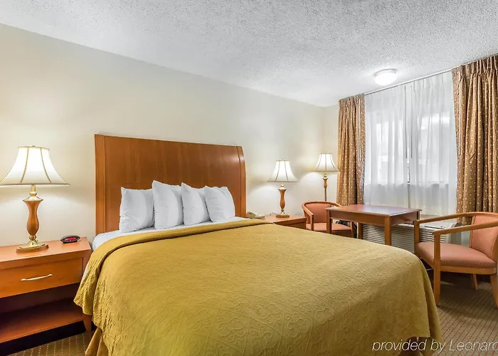 Quality Inn & Suites Bakersfield