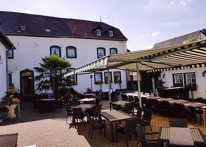 Hotel Restaurant Jägerhof Düren - Eifel