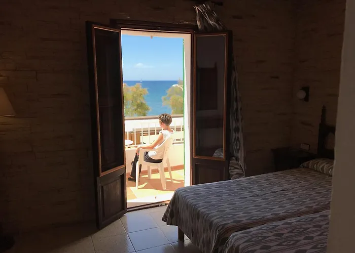 Hostal Restaurante Playa Colonia de Sant Jordi