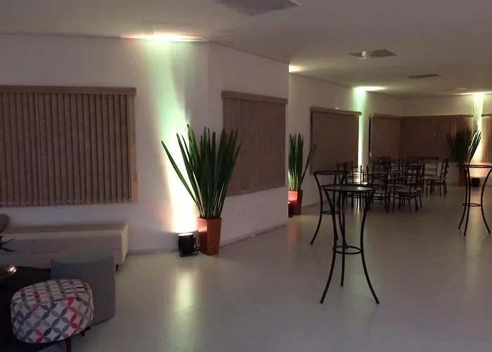 Siena Hotel Pederneiras