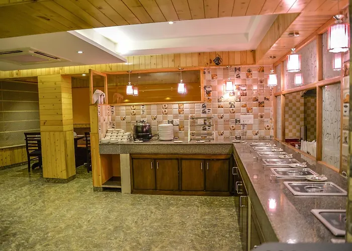 Sun Park Manali Hotel
