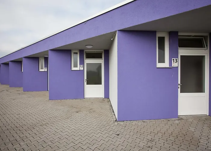 MOTEL Schlegel