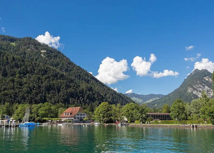 Neuhaus Golf-&Strandhotel Unterseen