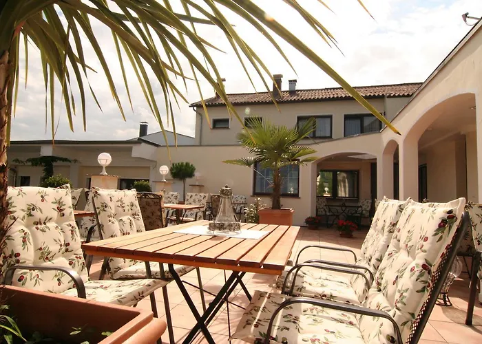 Landhotel Bergischer Hof GmbH Marialinden Overath