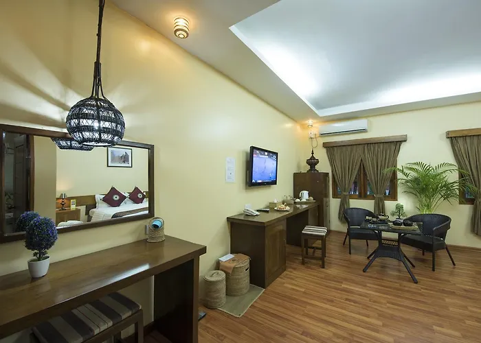 Crown Prince Hotel