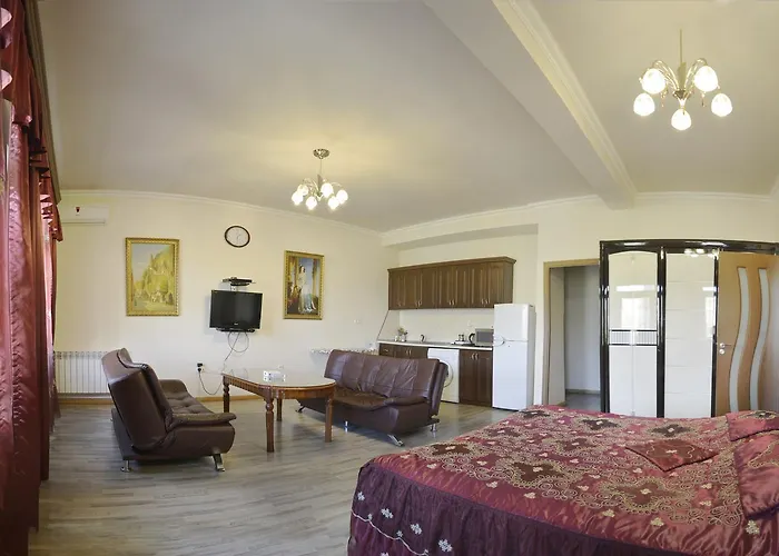 Family Hotel