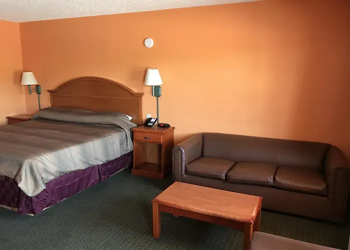 American Inn Cleburne