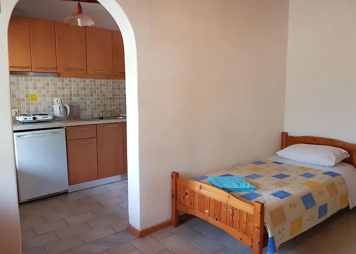 Asimina'S House