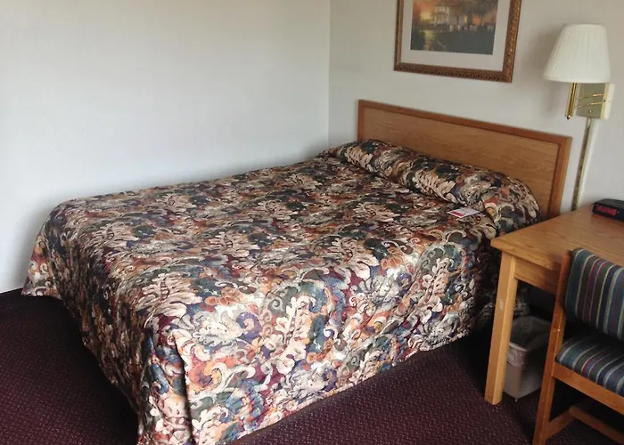 Super 8 By Wyndham Aberdeen West
