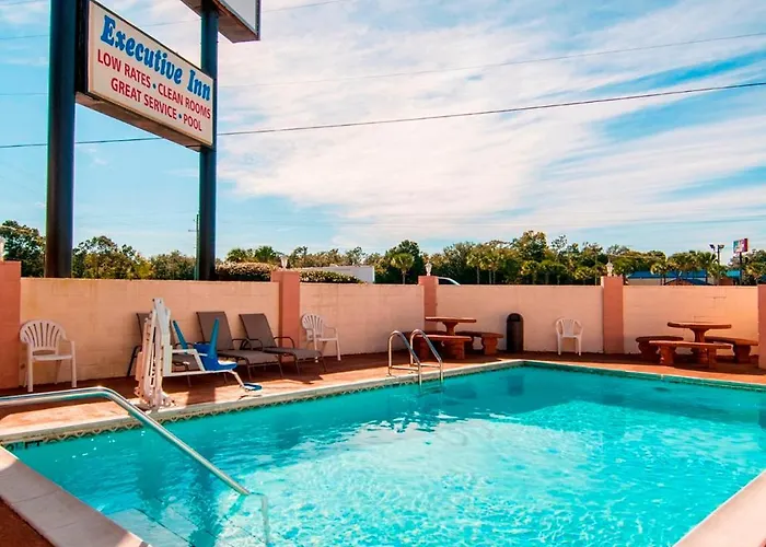 Executive Inn Ferry Pass