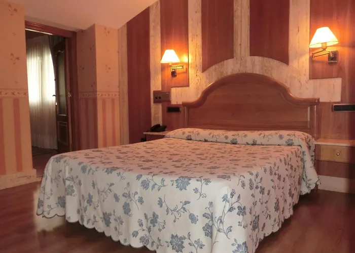 Hotel Las Ruedas Laredo