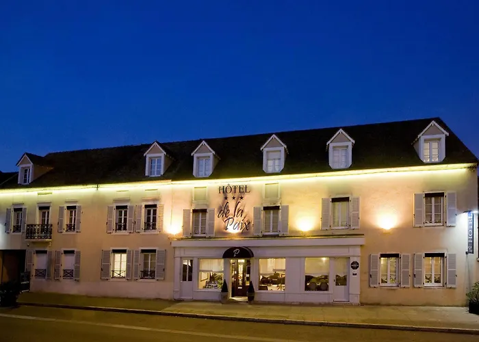 La Cour De La Paix