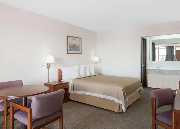Baymont By Wyndham Rock Springs