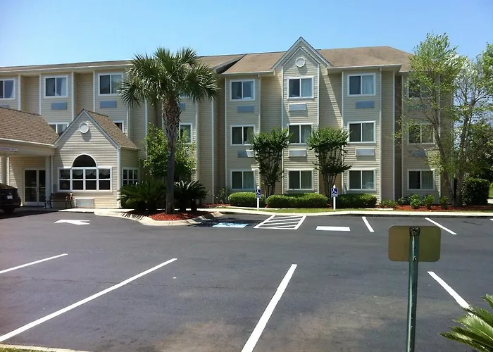 Microtel Inn & Suites By Wyndham Brunswick