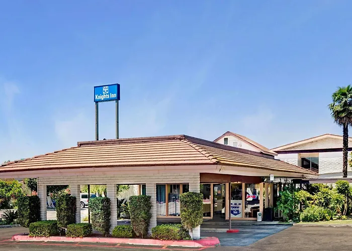 Knights Inn Claremont