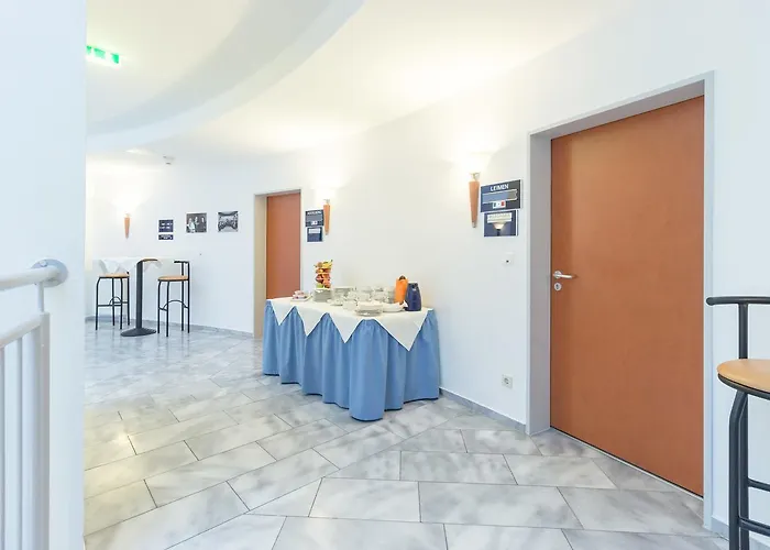 Arcadia Hotel Heidelberg Schwetzingen