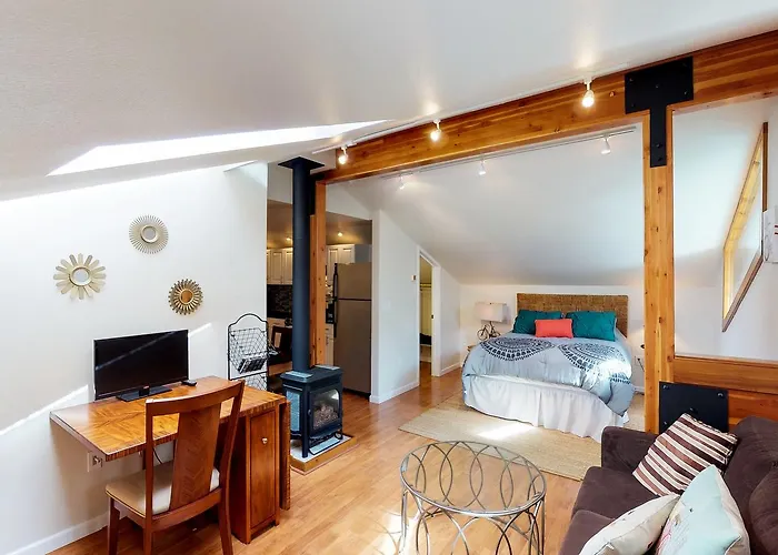 St. Moritz- Apartment Girdwood