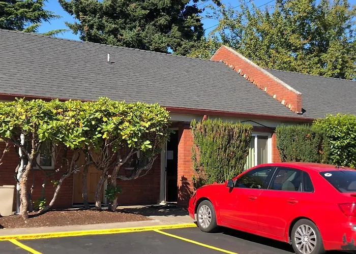 Monticello Motel