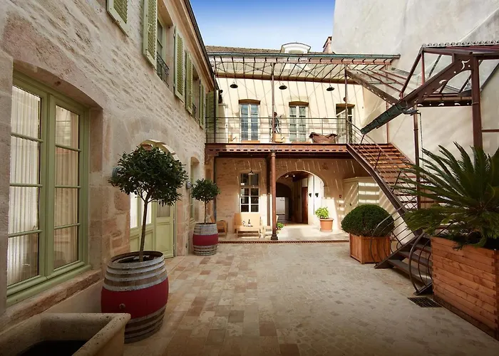 Le Clos Sainte-Marguerite Beaune 