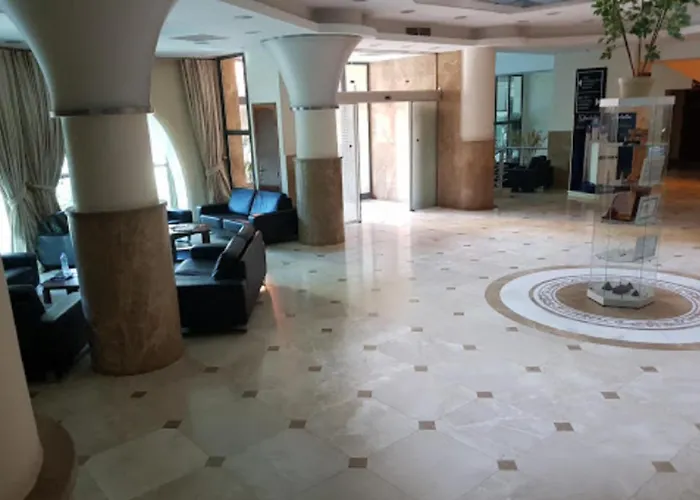 Le Cristale Hotel