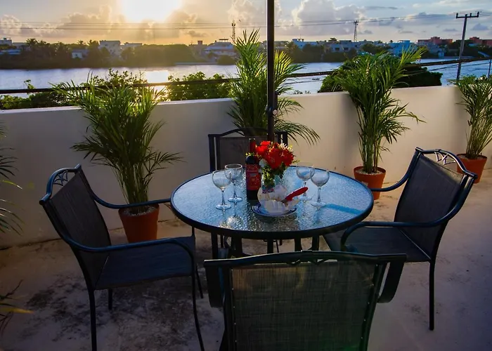 Sunset Isla Mujeres Aparthotel