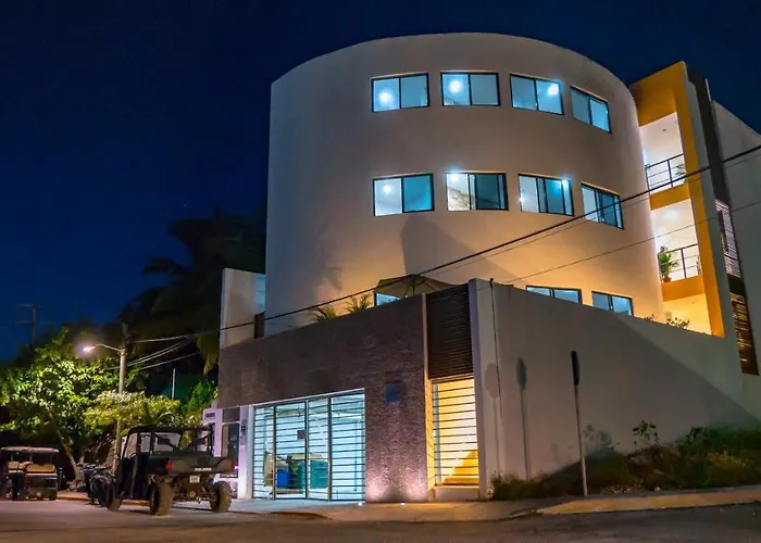 Sunset Isla Mujeres Aparthotel