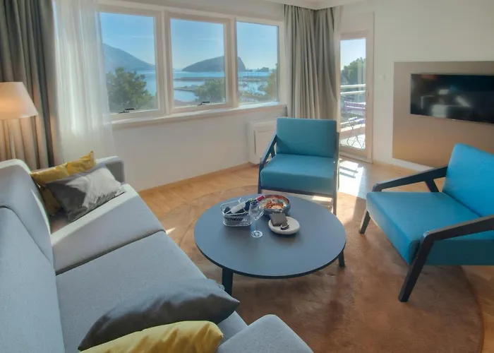 Fontana Hotel & Gastronomy Budva